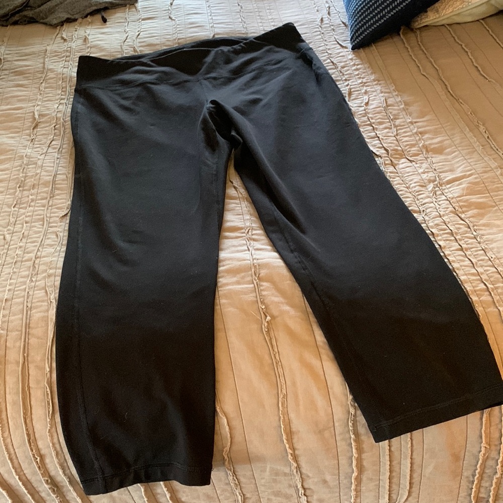 Black Old Navy active Go Dry size XL Tall/cropped